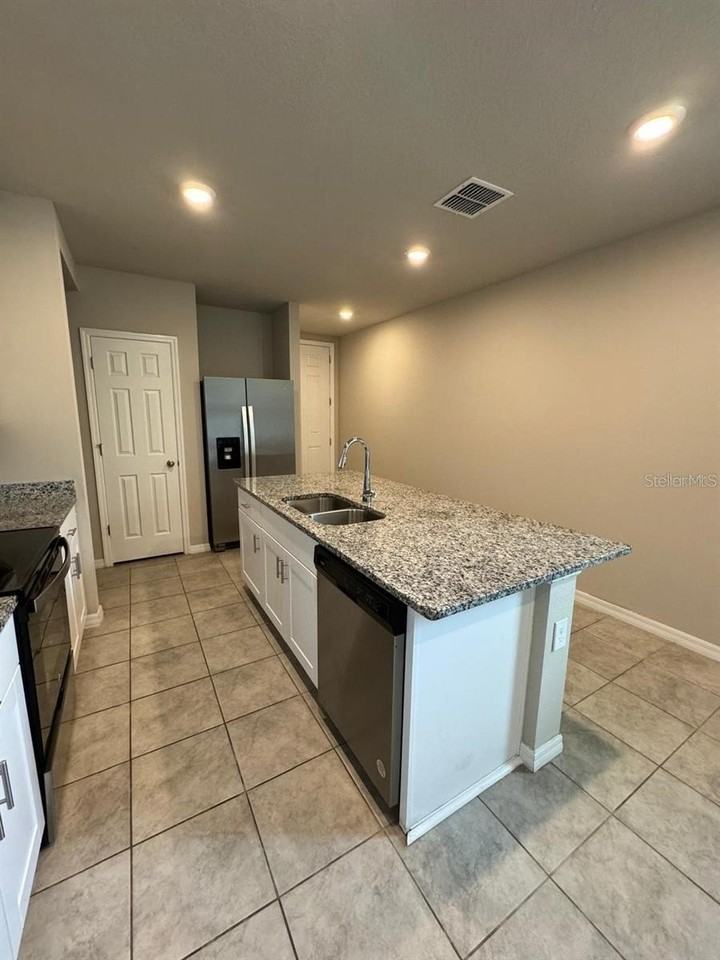 1868 Carnostie Rd - Photo 6 of 21