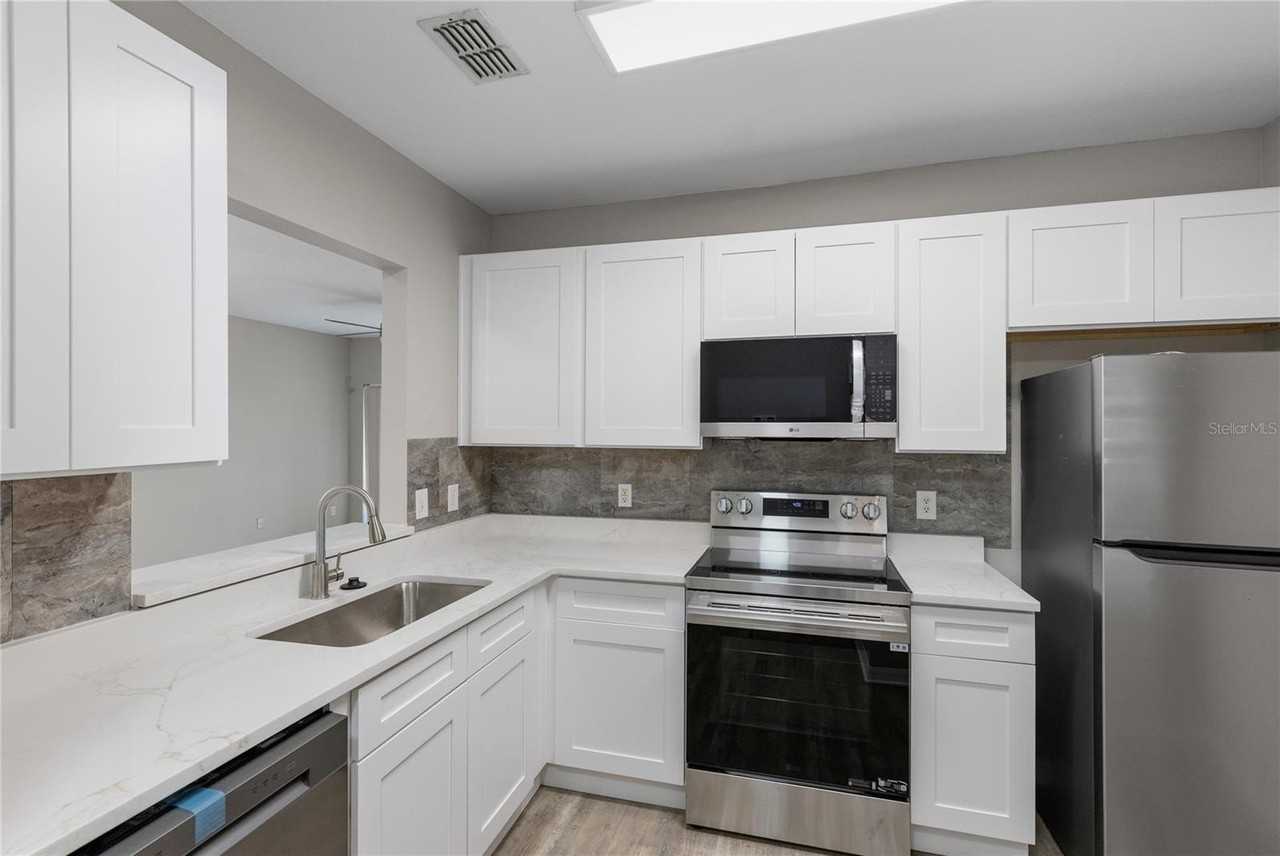 522 Villa Del Sol Cir #201 - Photo 2 of 24