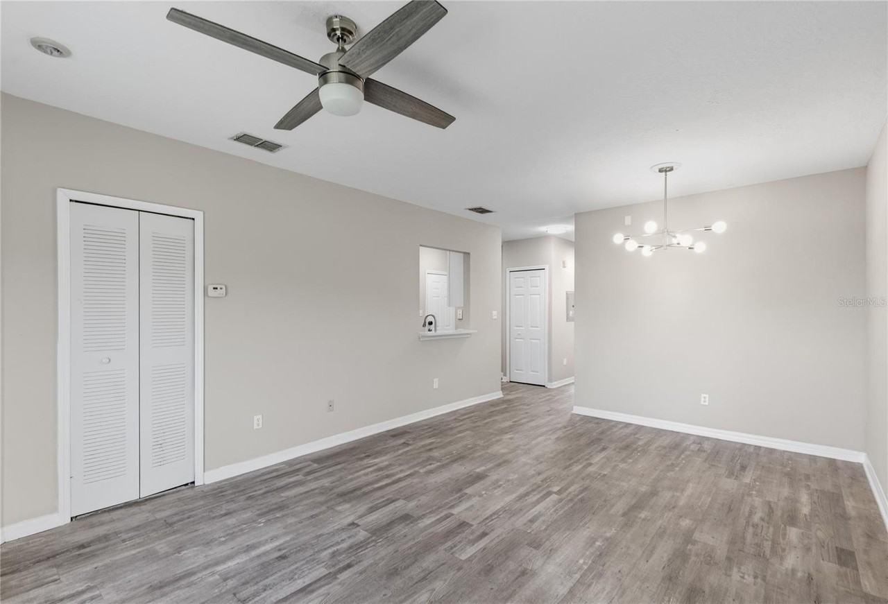 522 Villa Del Sol Cir #201 - Photo 6 of 24