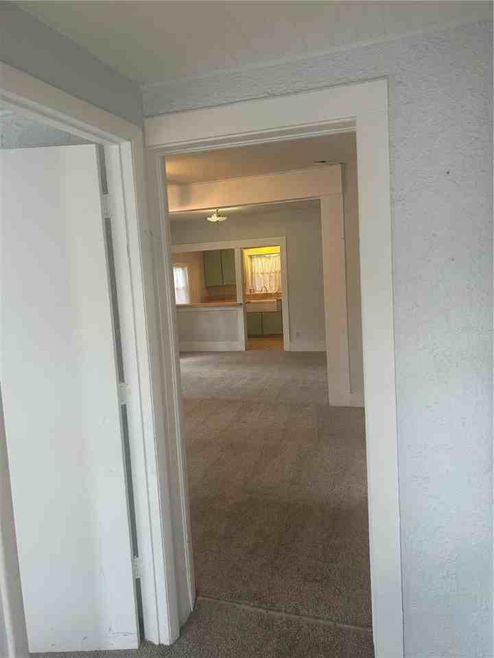 551 E 9th Ave - Photo 3 of 24