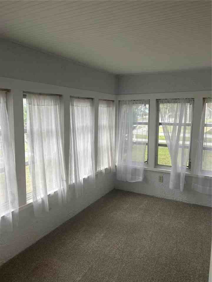 551 E 9th Ave - Photo 4 of 24
