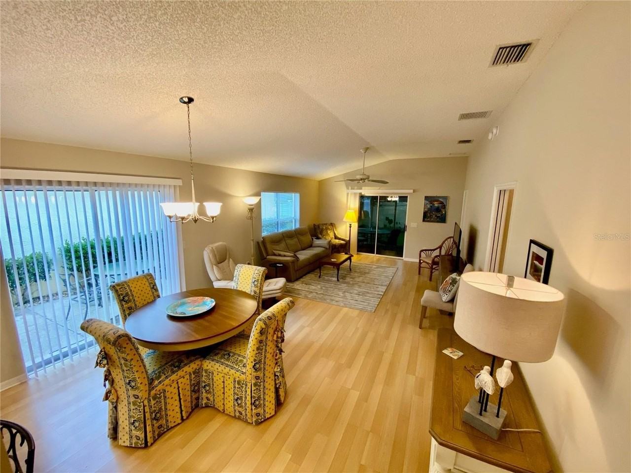 1534 Lime Grove Ln - Photo 3 of 27