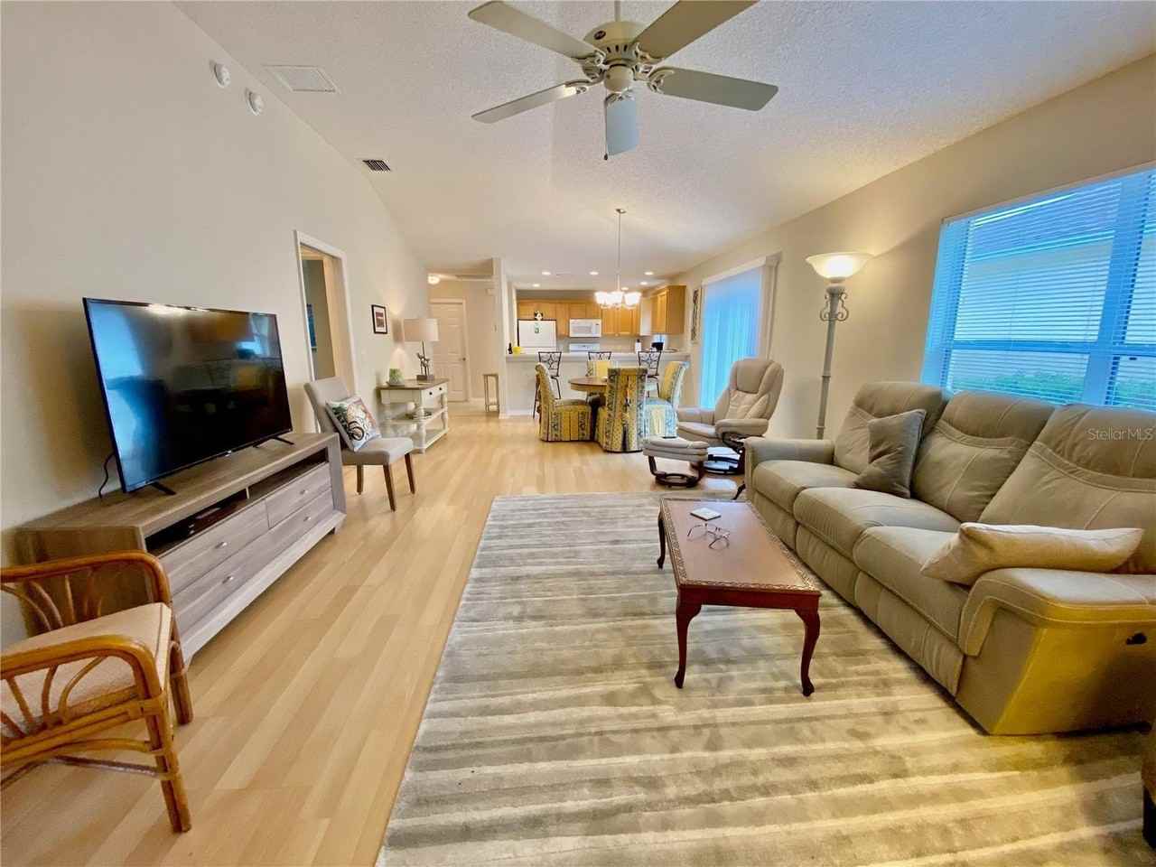 1534 Lime Grove Ln - Photo 4 of 27