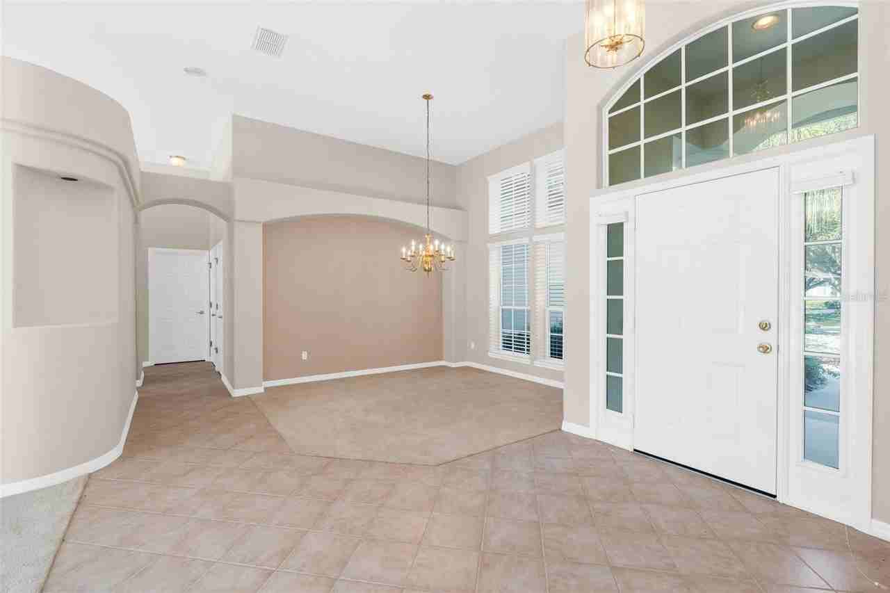 3865 Winding Lake Cir - Photo 4 of 42