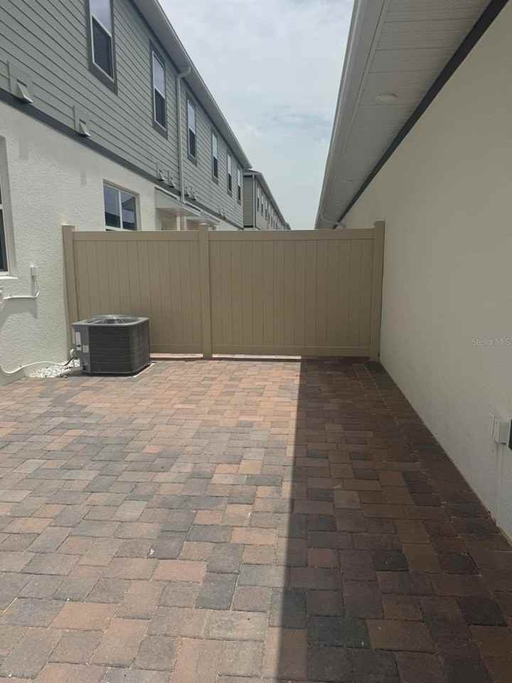 564 Pothos St - Photo 3 of 16