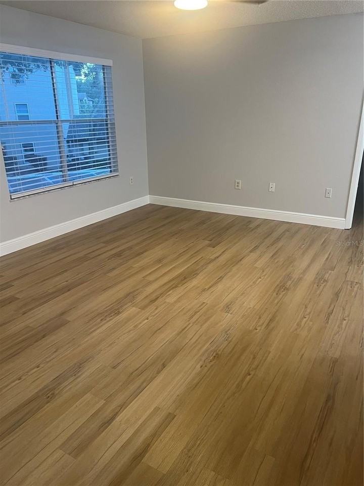 956 Salt Pond Pl #204 - Photo 3 of 32