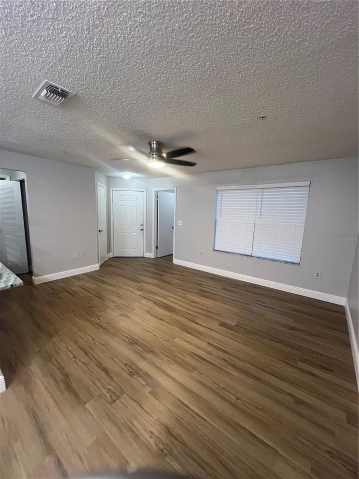 956 Salt Pond Pl #204 - Photo 4 of 32
