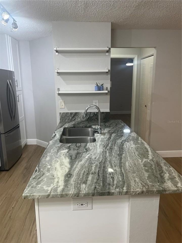 956 Salt Pond Pl #204 - Photo 6 of 32