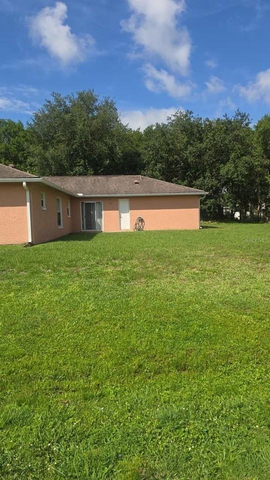 202 Chadworth Dr - Photo 2 of 7