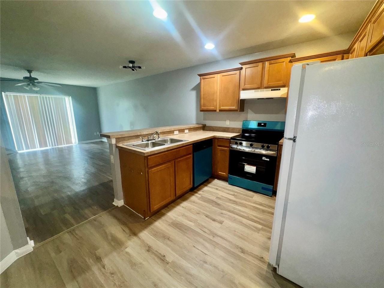 533 Cresting Oak Cir #79 - Photo 6 of 28