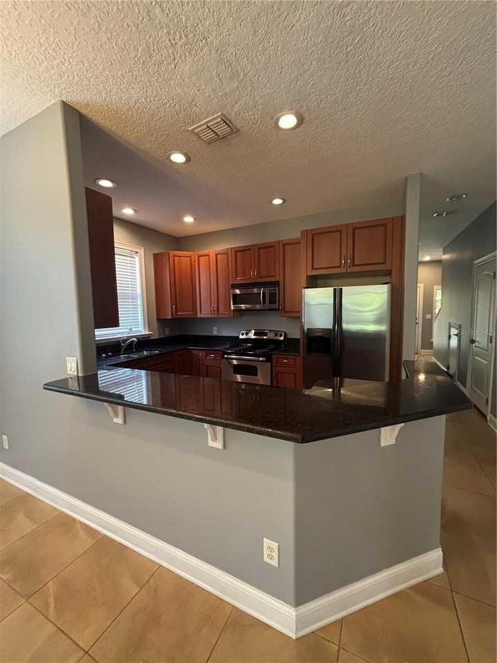 2505 Kilgore St - Photo 5 of 26