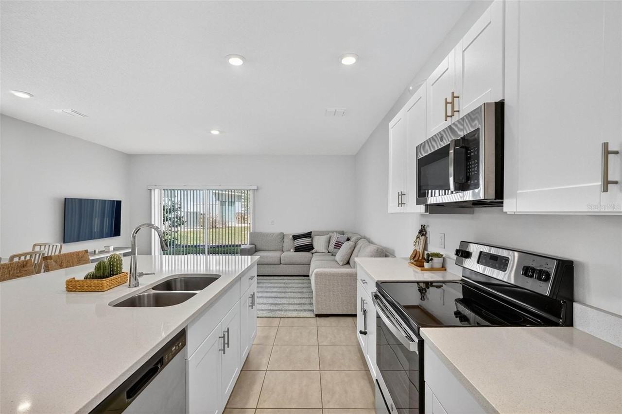 3607 Main Harbor Dr - Photo 7 of 40