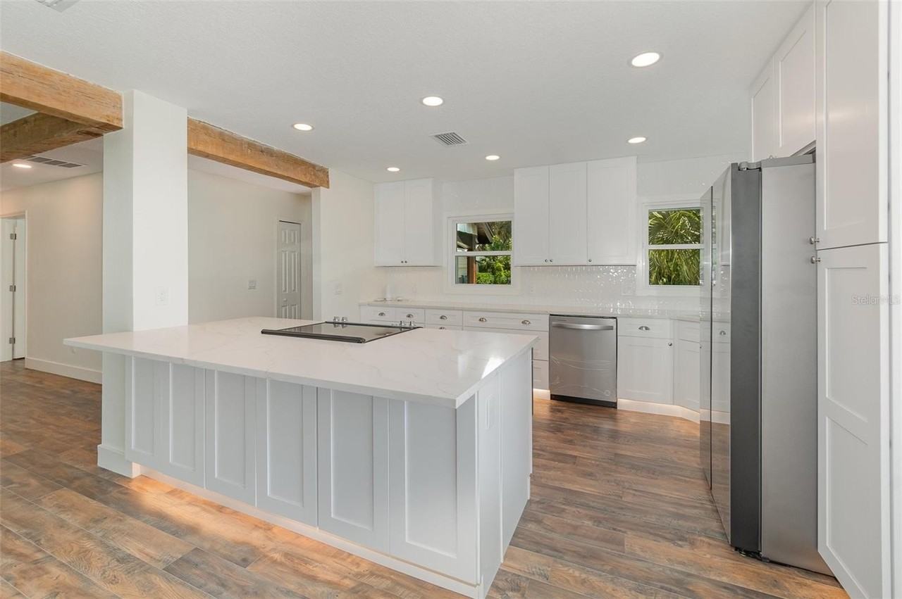 1770 Algonquin Trl - Photo 5 of 23