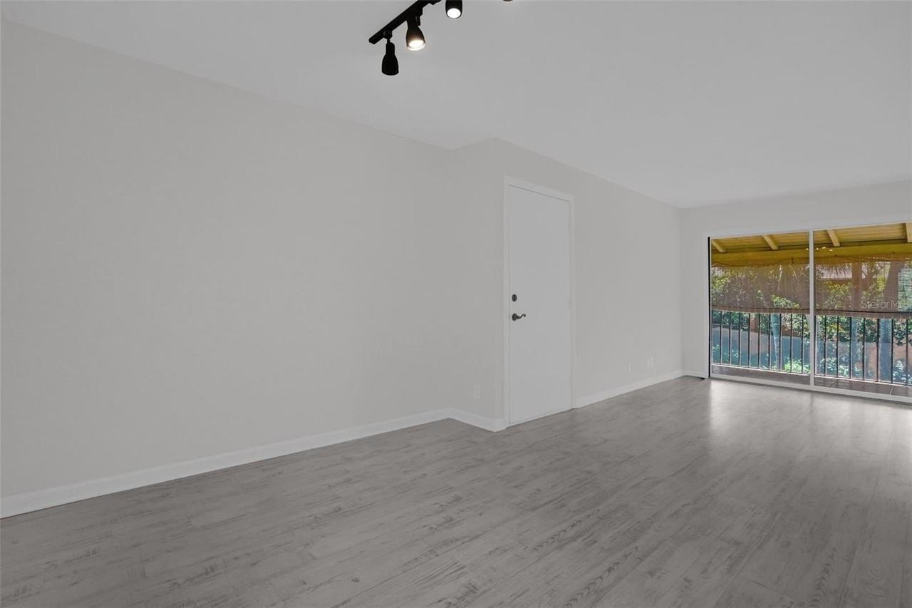754 E Michigan St #174 - Photo 5 of 30