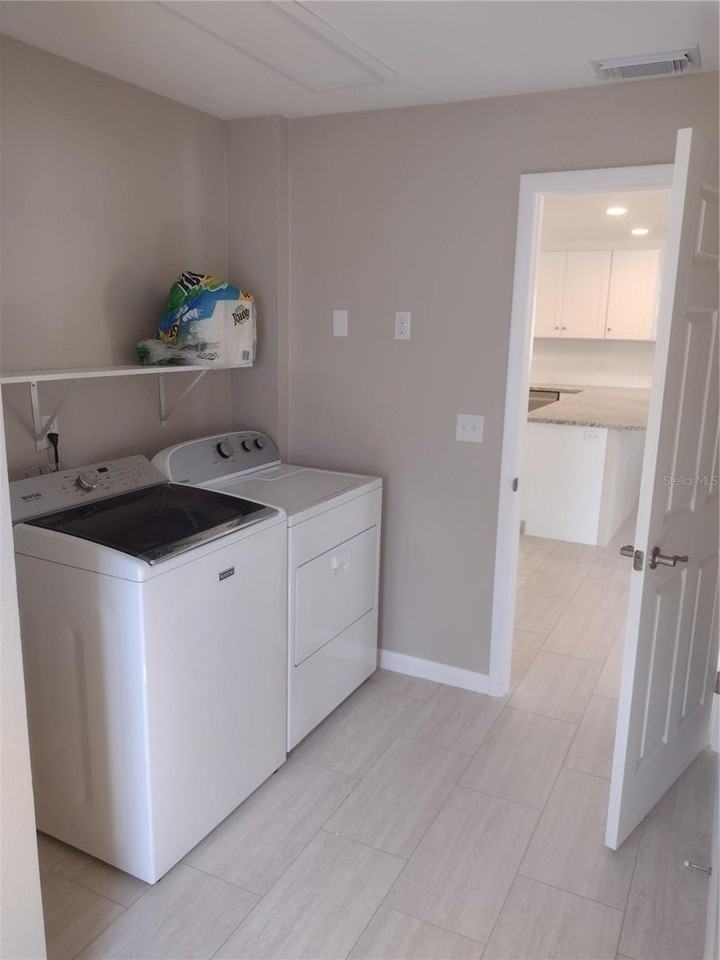 830 E 18th Ave - Photo 2 of 7