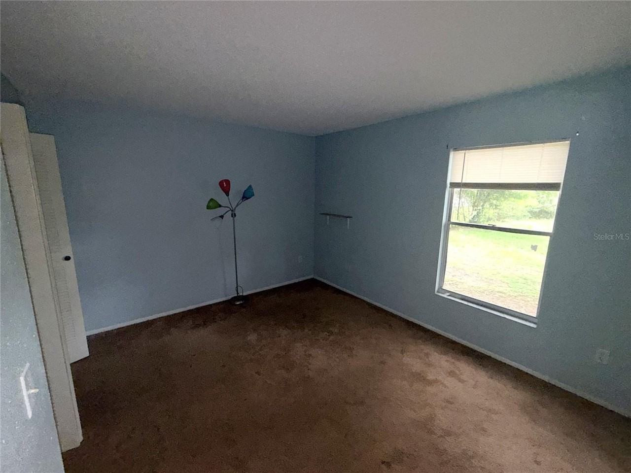 745 Whitewood Dr - Photo 6 of 17