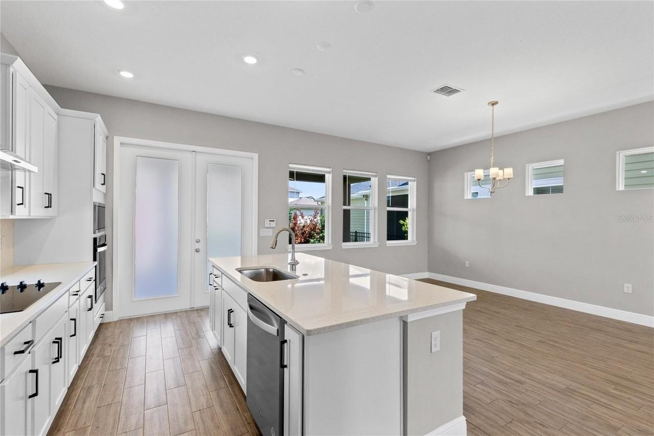10205 Pearson Ave - Photo 6 of 31