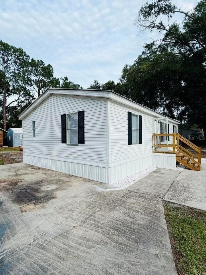 6734 Ravenwood St - Photo 4 of 32