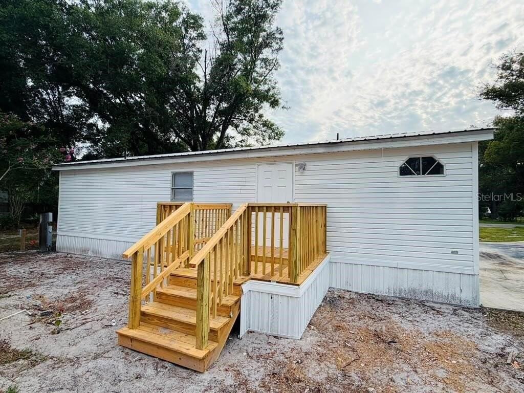 6734 Ravenwood St - Photo 7 of 32