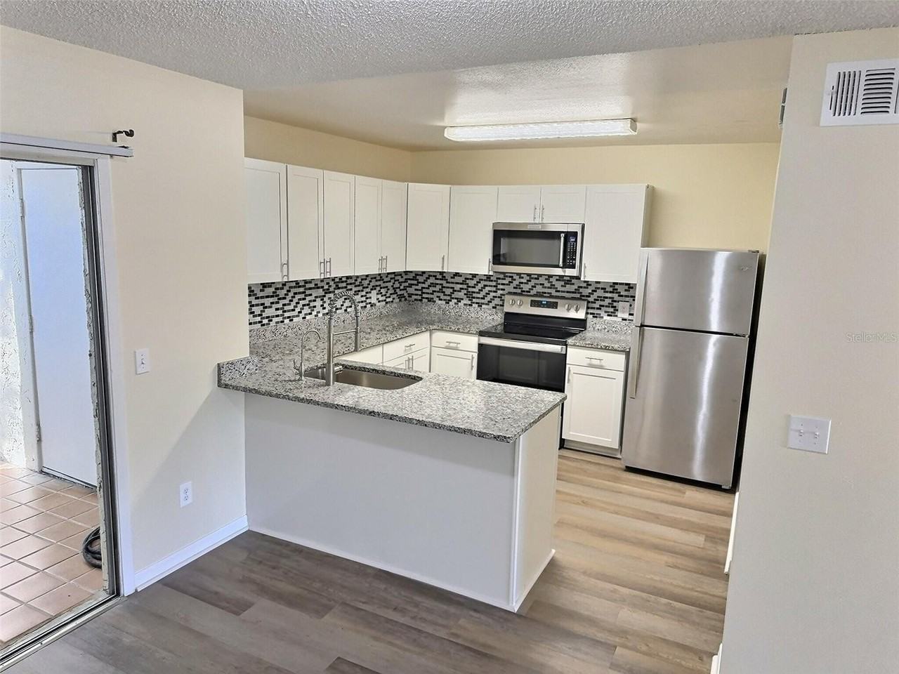 1257 Winter Green Way - Photo 5 of 20
