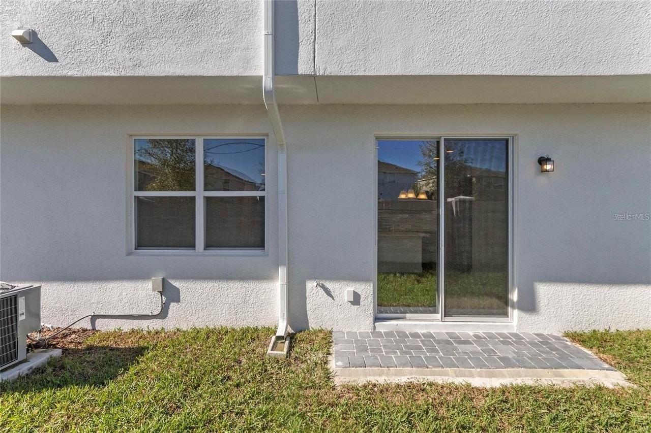 1345 Captiva Cv - Photo 6 of 31