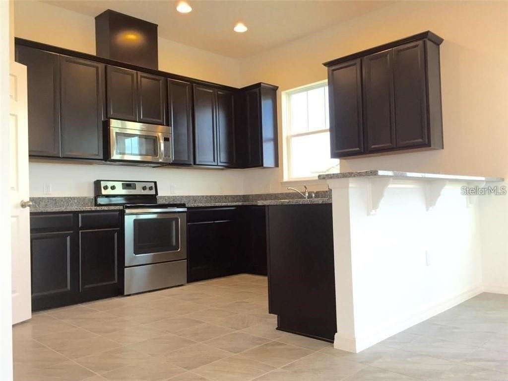 9350 Woodcrane Dr - Photo 5 of 28