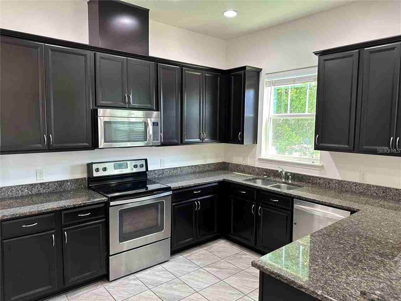 9350 Woodcrane Dr - Photo 6 of 28