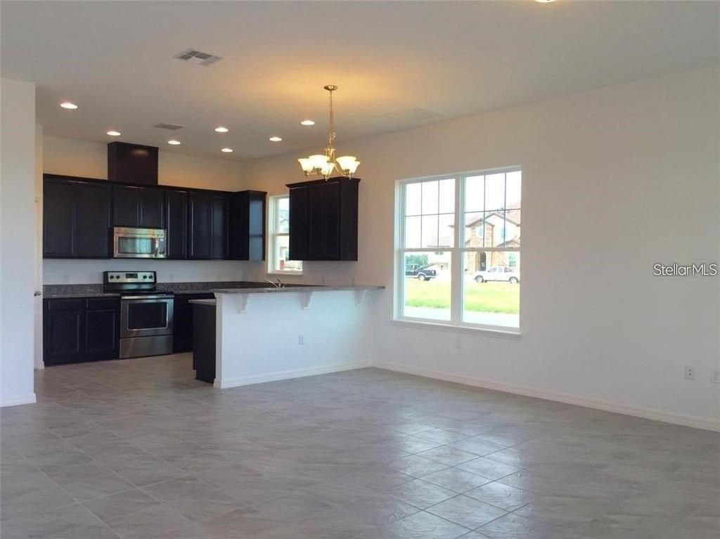 9350 Woodcrane Dr - Photo 7 of 28