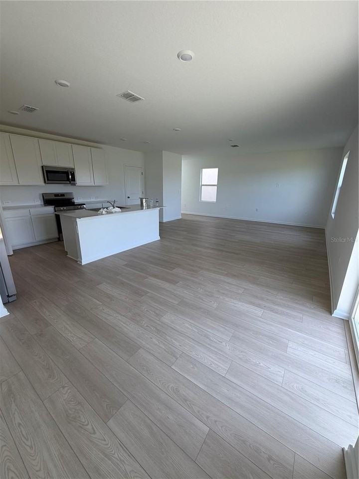 6468 Domizio Dr - Photo 6 of 34
