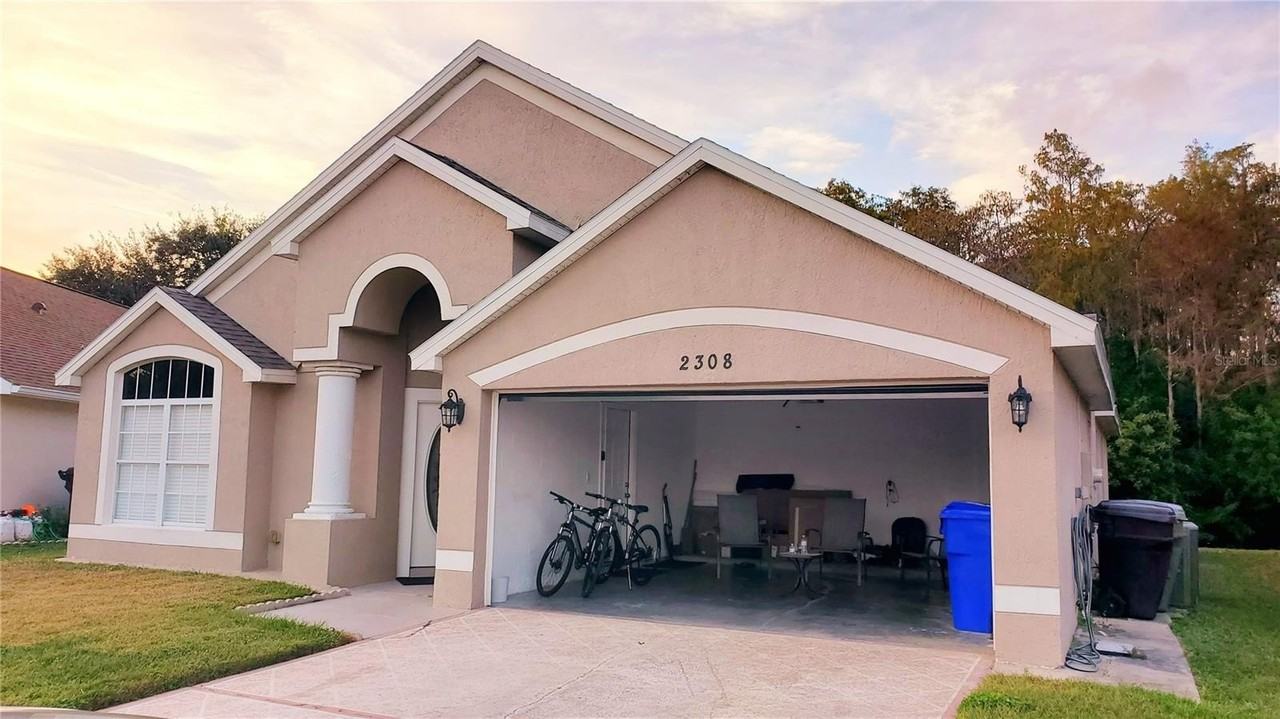 2308 Lily Pad Ln - Photo 4 of 50