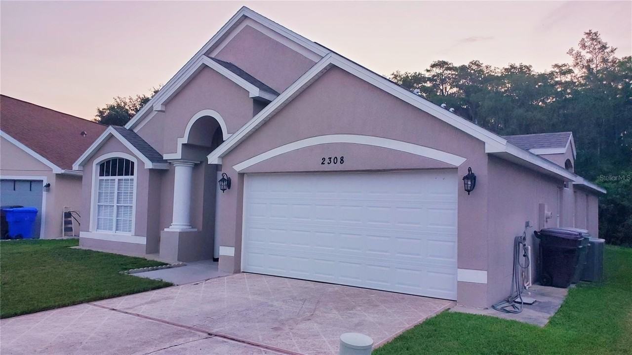 2308 Lily Pad Ln - Photo 5 of 50