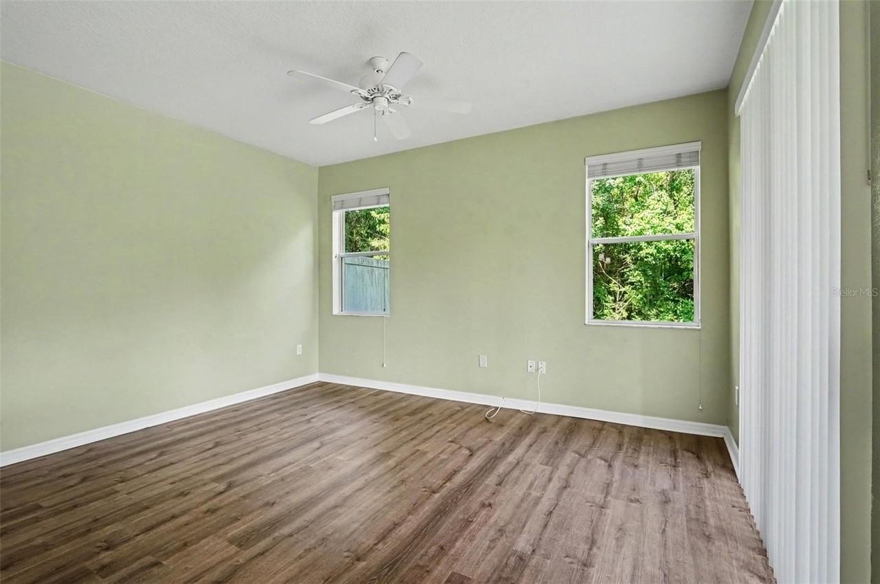 599 Lake Eagle Ln - Photo 5 of 17