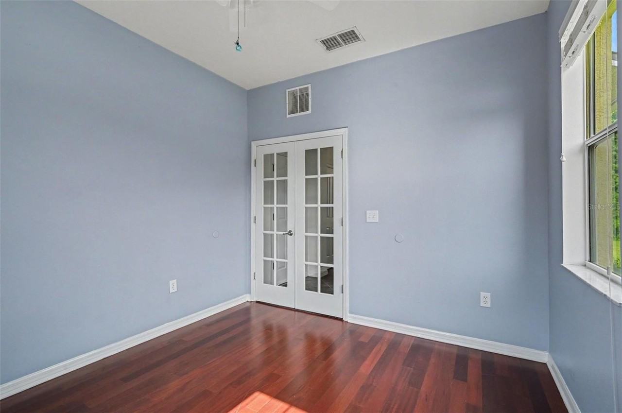 599 Lake Eagle Ln - Photo 7 of 17