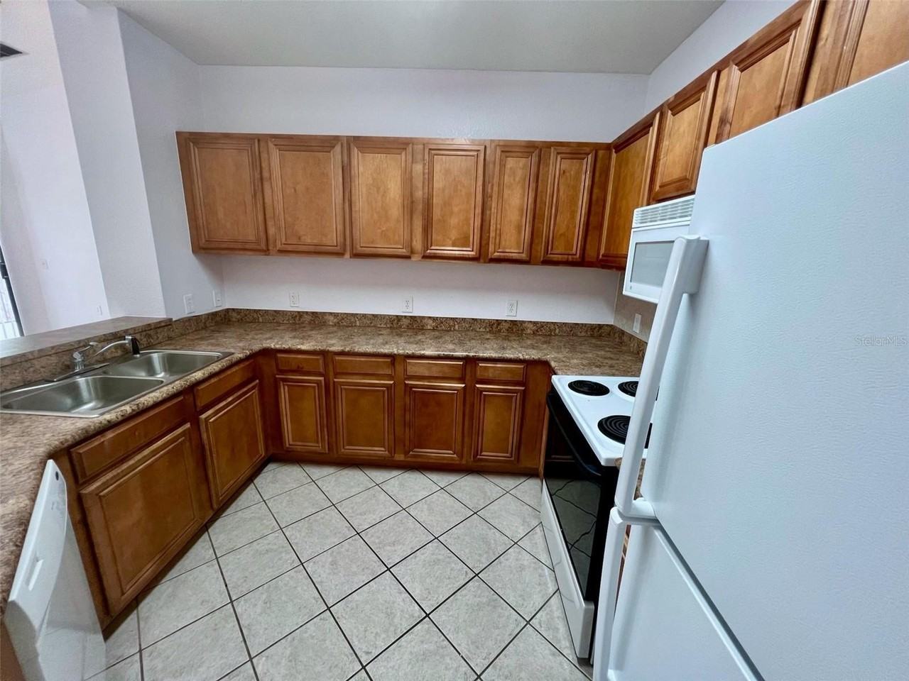 6153 Metrowest Blvd #308 - Photo 6 of 26
