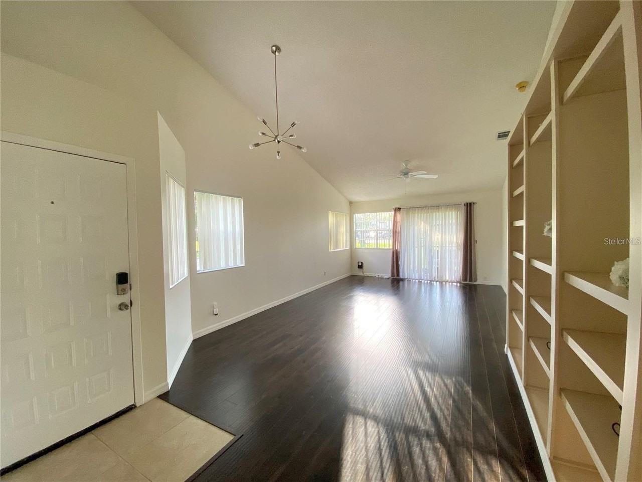 2822 Candela Ct - Photo 5 of 29