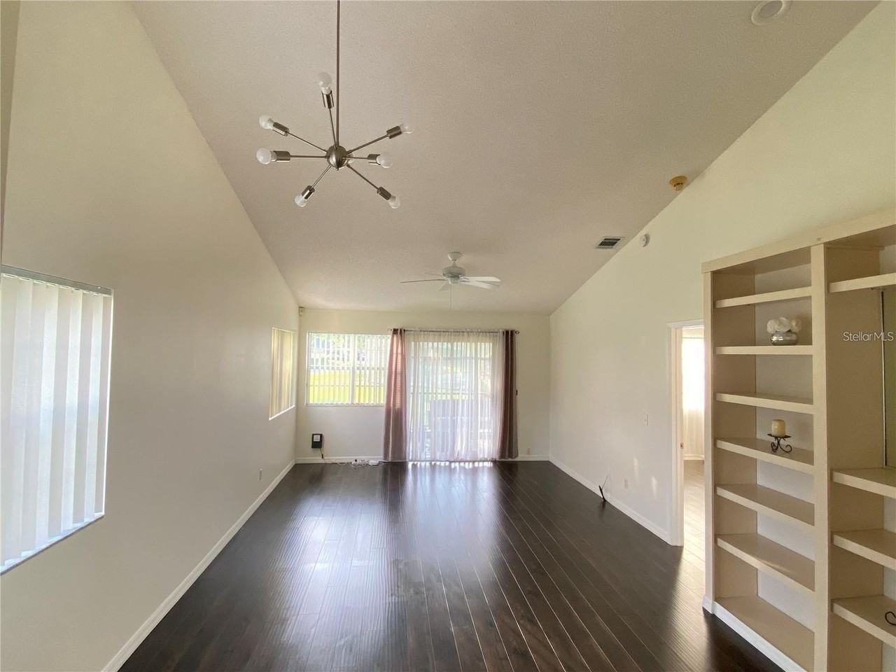 2822 Candela Ct - Photo 6 of 29