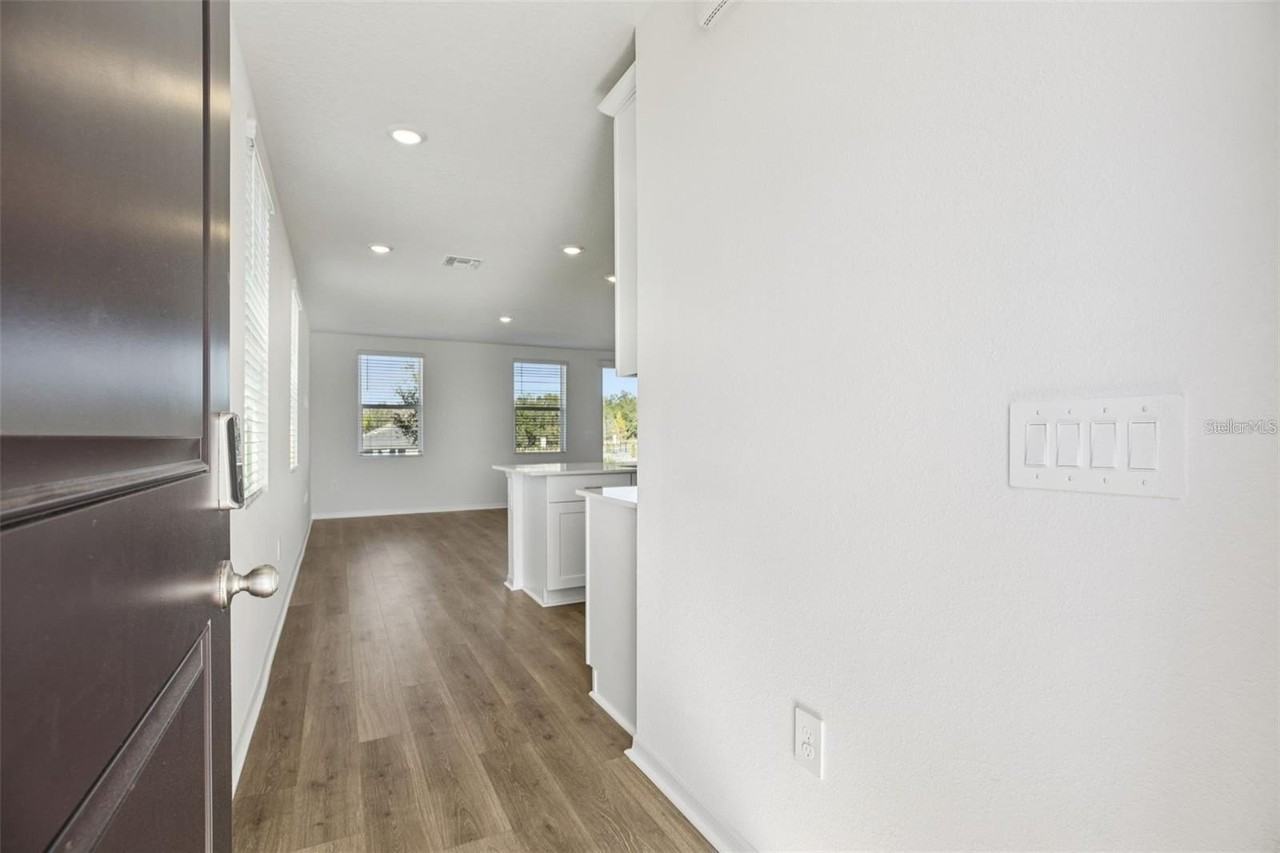 698 Muhly Way - Photo 3 of 38