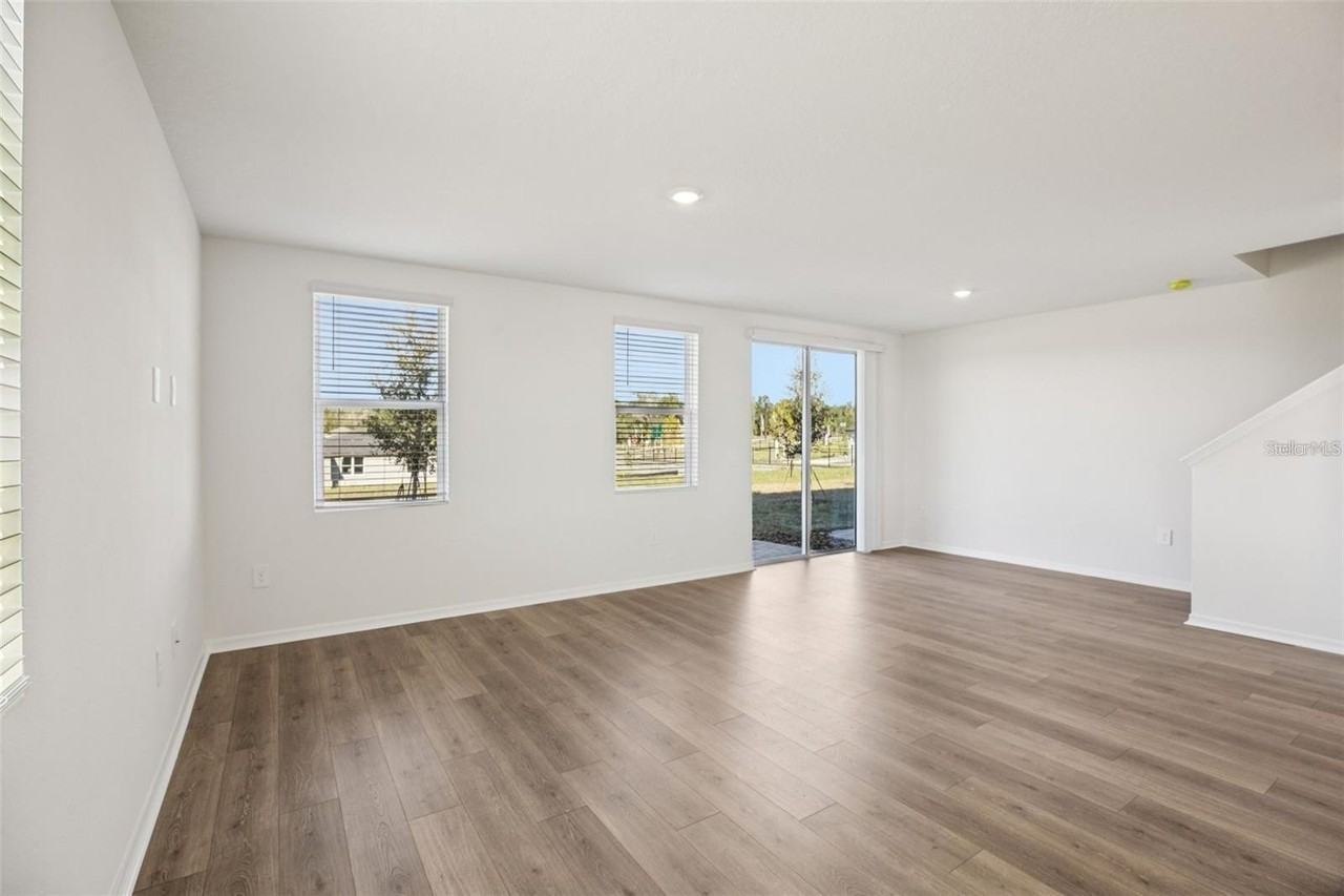698 Muhly Way - Photo 4 of 38