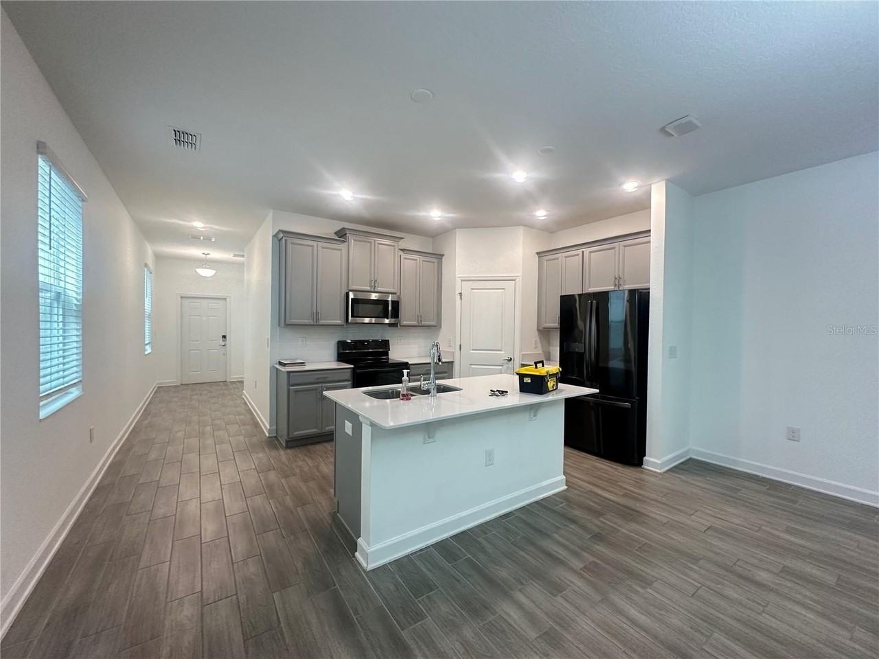 14180 Title Way - Photo 3 of 26