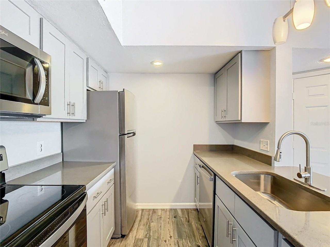 5144 Conroy Rd #35 - Photo 6 of 40