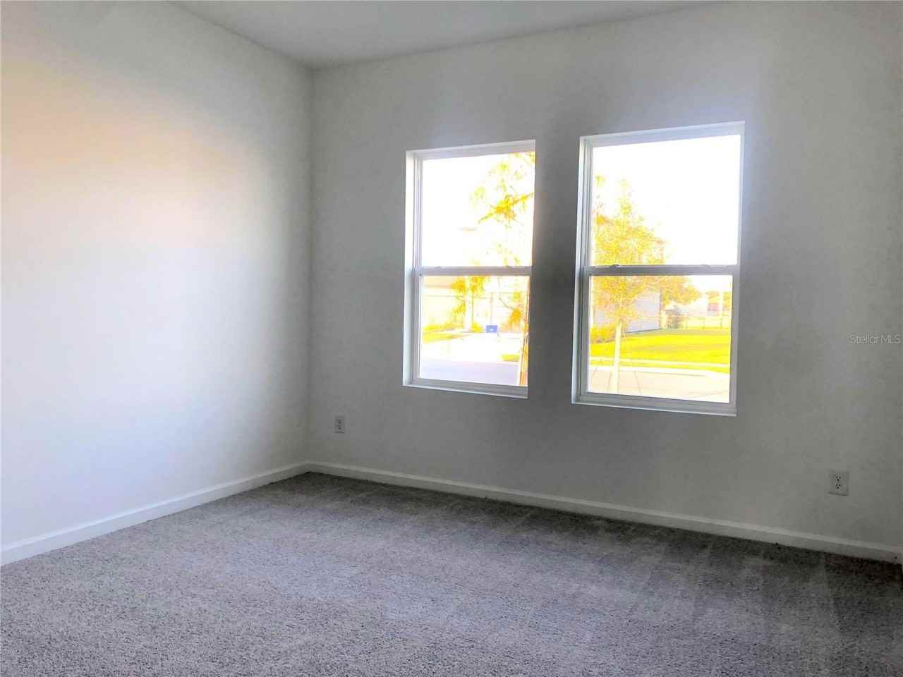1314 Dalkeith Cv - Photo 3 of 23