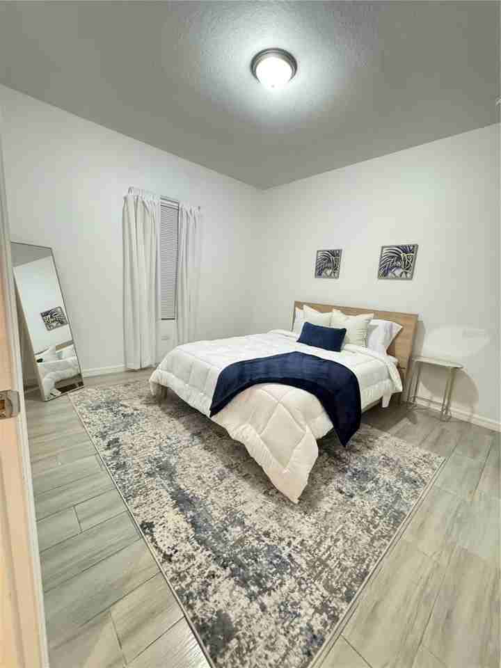 699 W Kaley St - Photo 7 of 17
