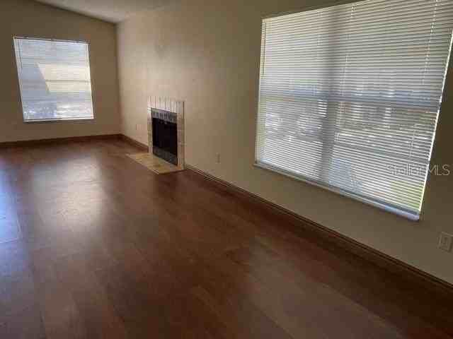 905 Northlake Dr #905 - Photo 4 of 26