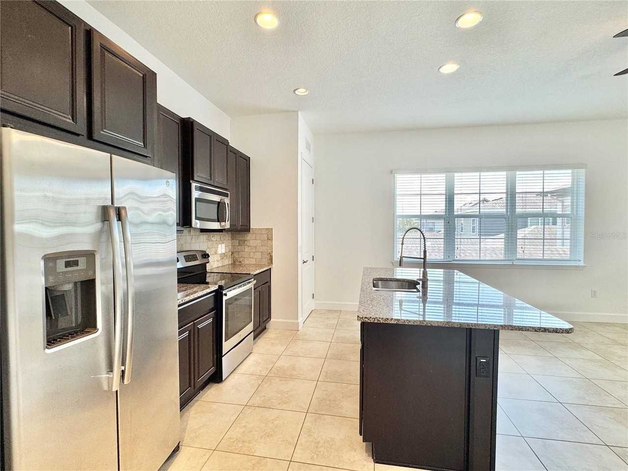 14016 Dunant Ln - Photo 6 of 37