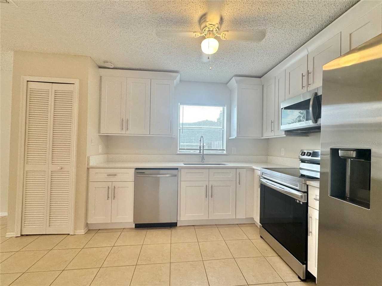 1622 Cimarron Hills Dr - Photo 2 of 19