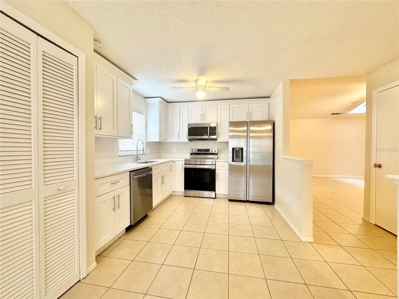 1622 Cimarron Hills Dr - Photo 4 of 19