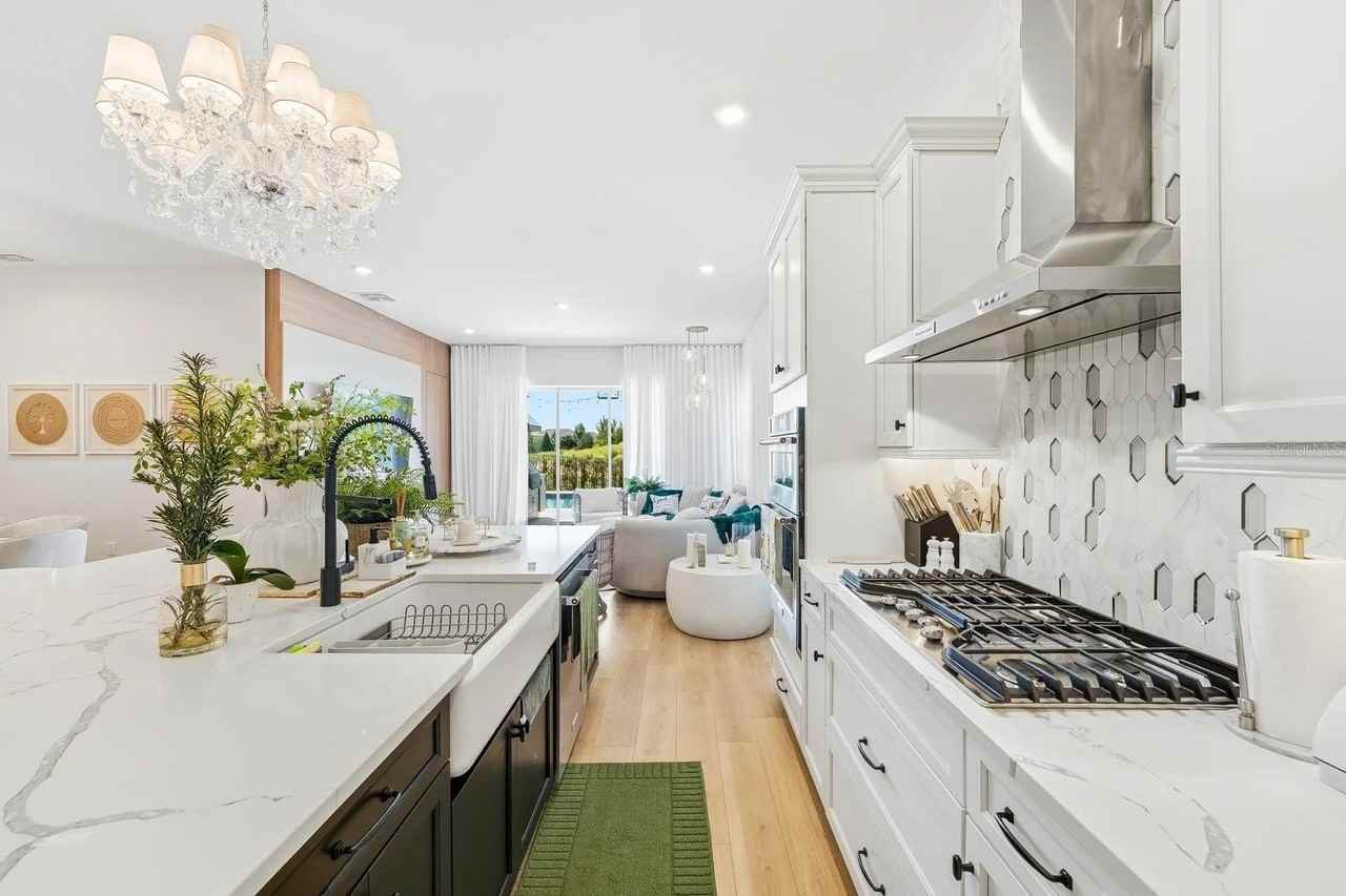 16312 Volterra Pt - Photo 4 of 20