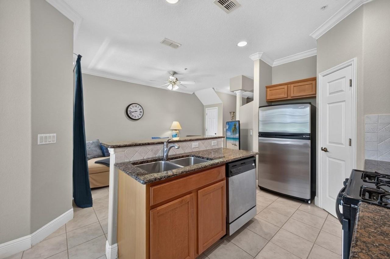 904 Assembly Ct - Photo 6 of 18