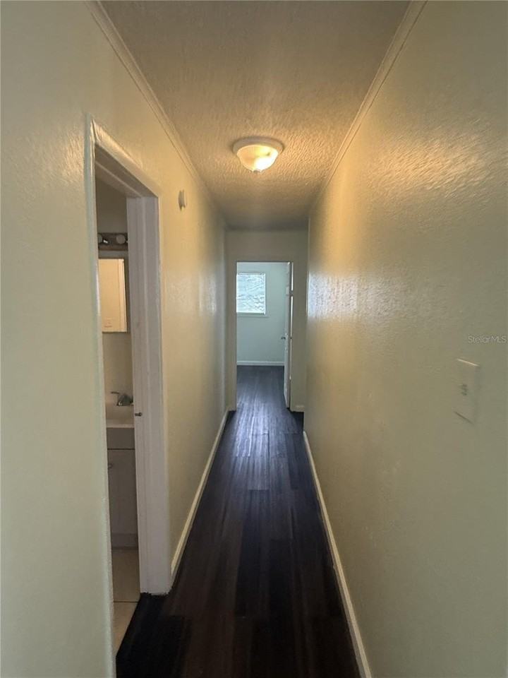 102 Grove St - Photo 6 of 17