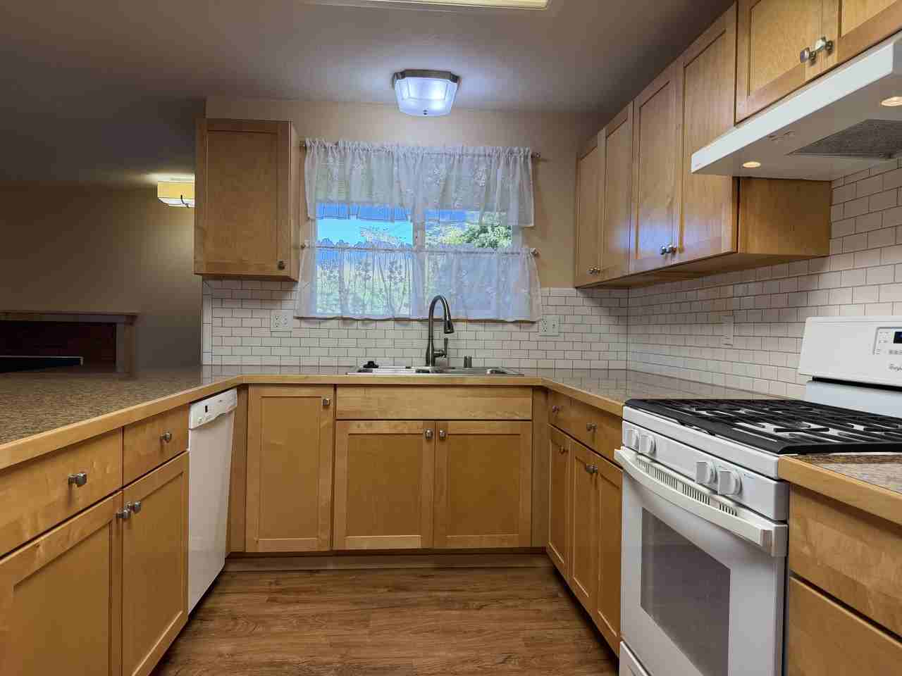 1701 Antoine Ave #1 - Photo 5 of 19